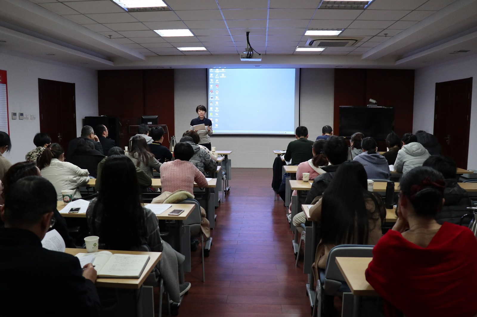 1545791339962819.jpg 陳經(jīng)理.jpg