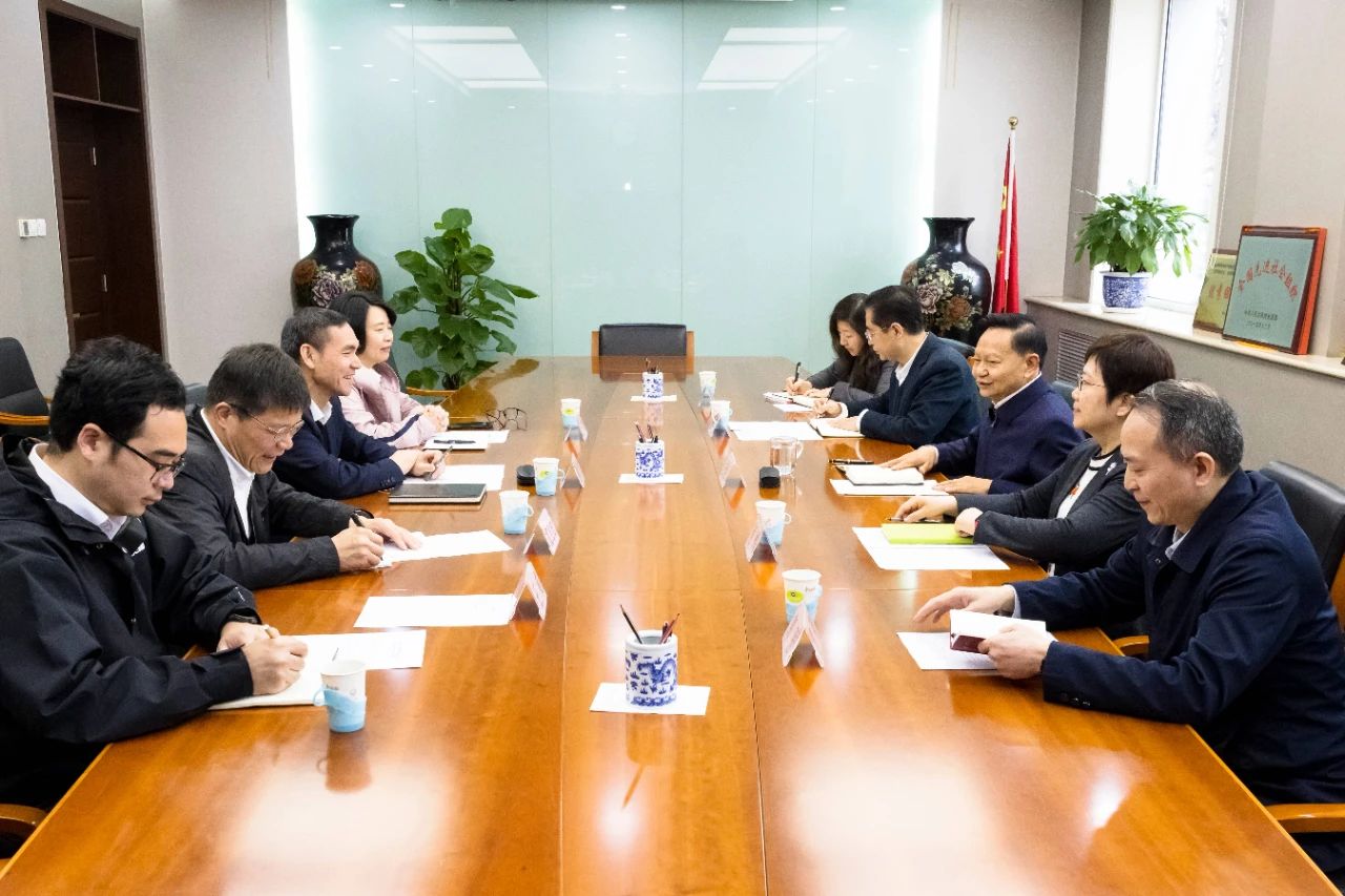 孫哲君帶隊(duì)走訪中國輕工業(yè)聯(lián)合會、中華全國手工業(yè)合作總社